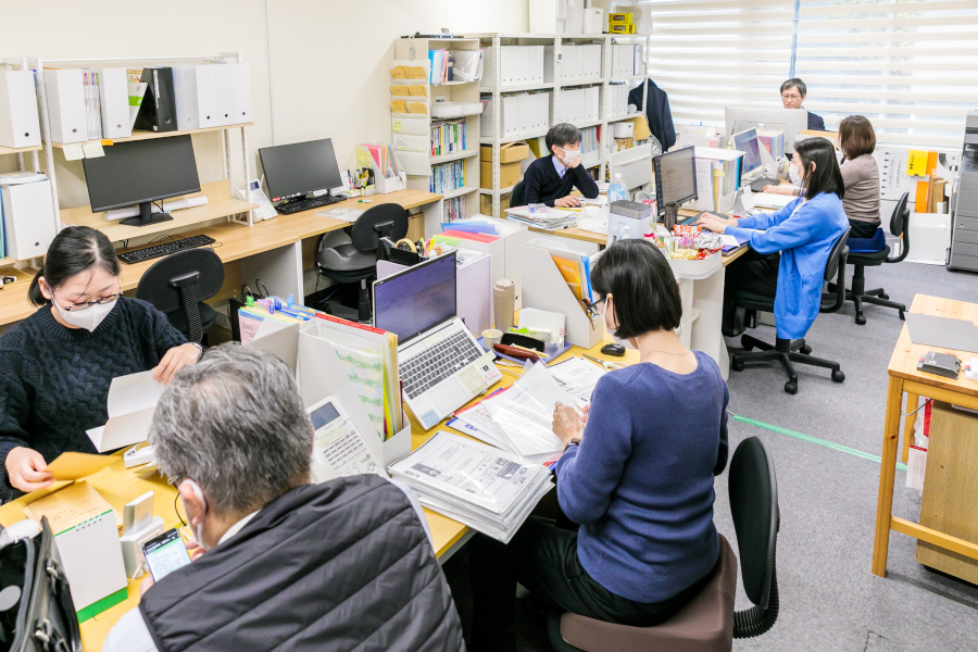 ソワレ行政書士法人 深野友和代表