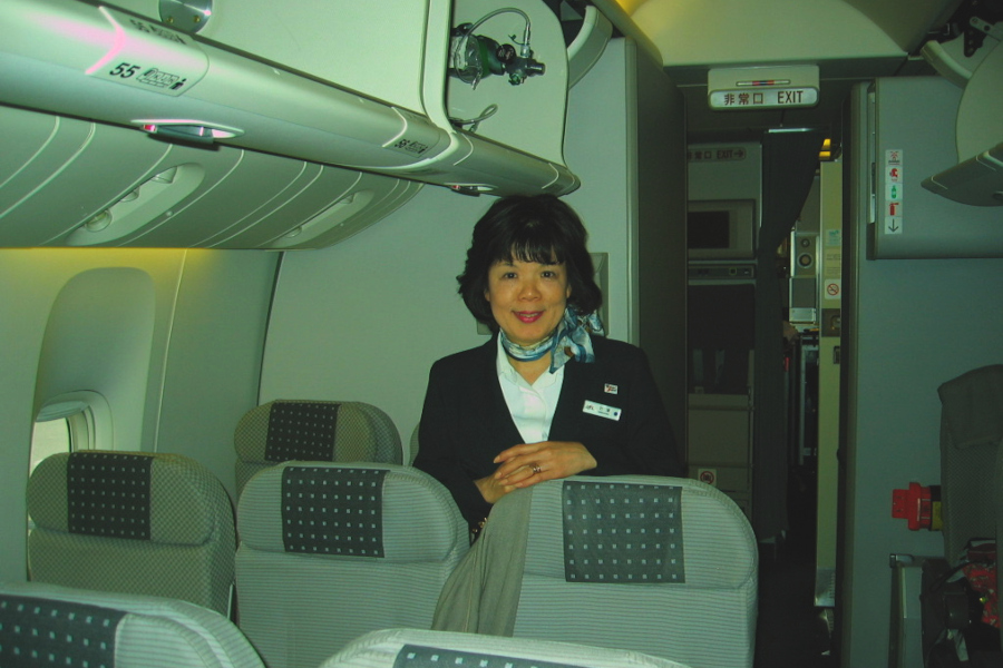 花澤真里子代表のCA時代