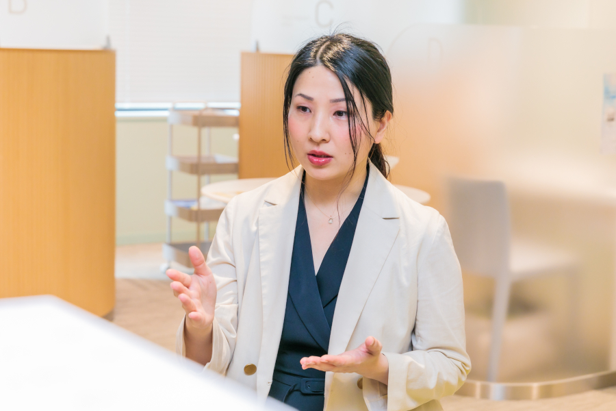 中井美里代表