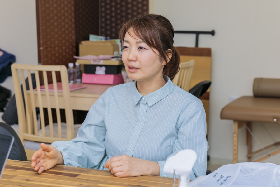 小林ひとみ代表