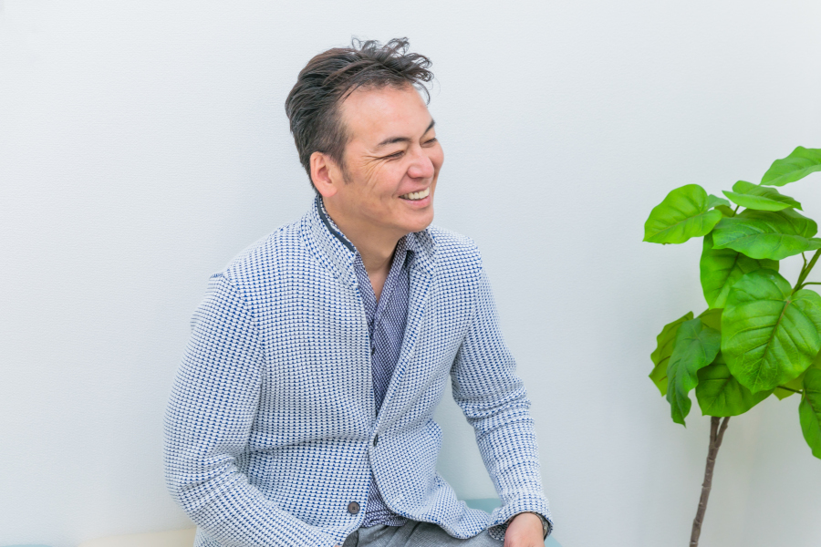 助川健代表