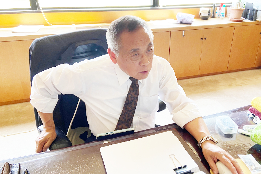 松村諭 由仁町長