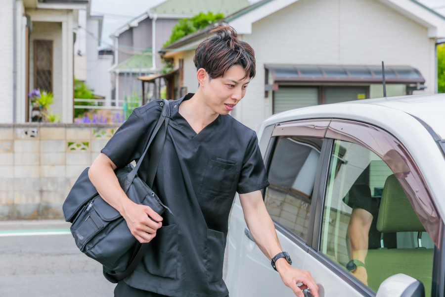 川島宏太代表 訪問に向かうところ