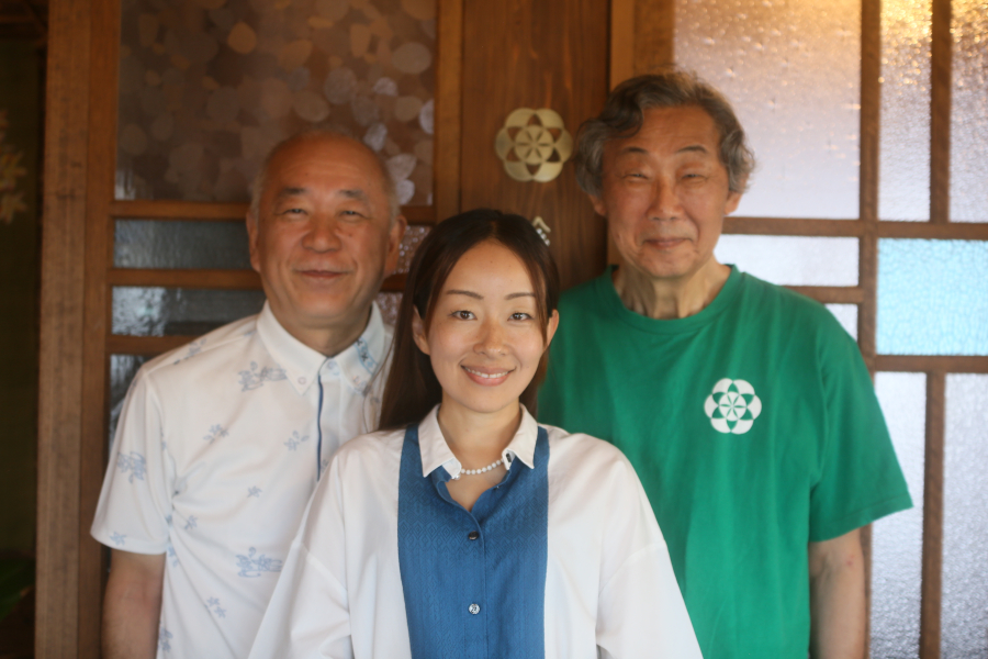川﨑文香事務長・今村昌幹院長・城所望医師