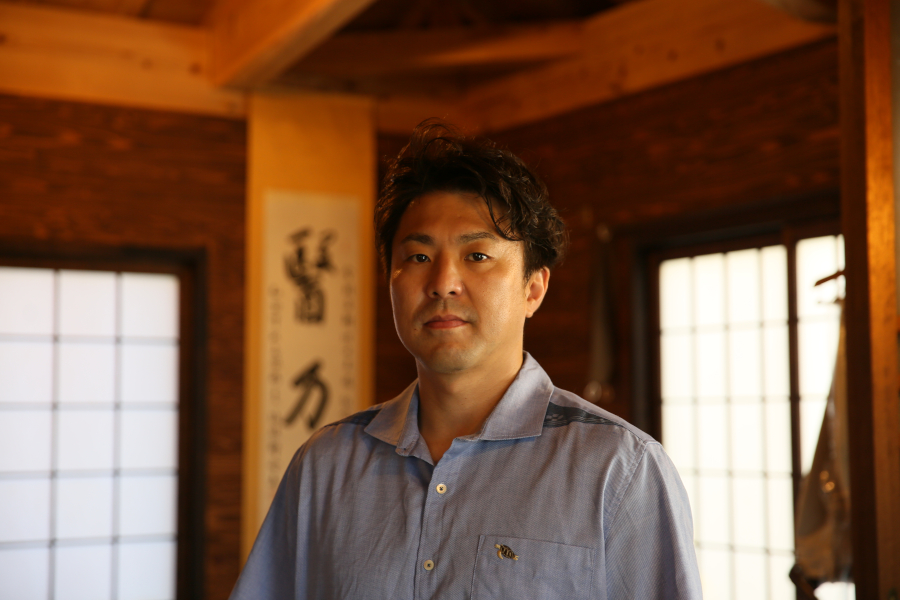 川﨑恭兵理事長のプロフィール