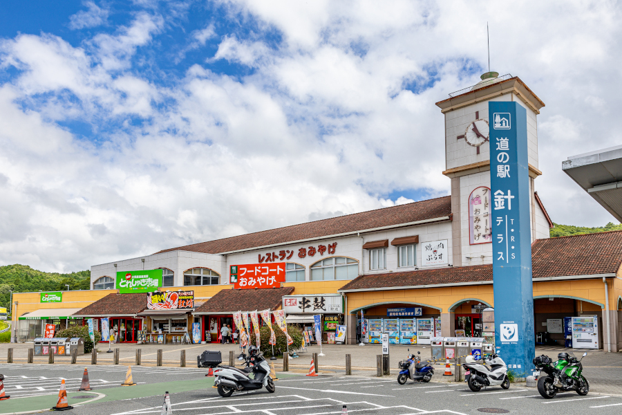 名阪国道針インターに隣接する「道の駅 針テラス」